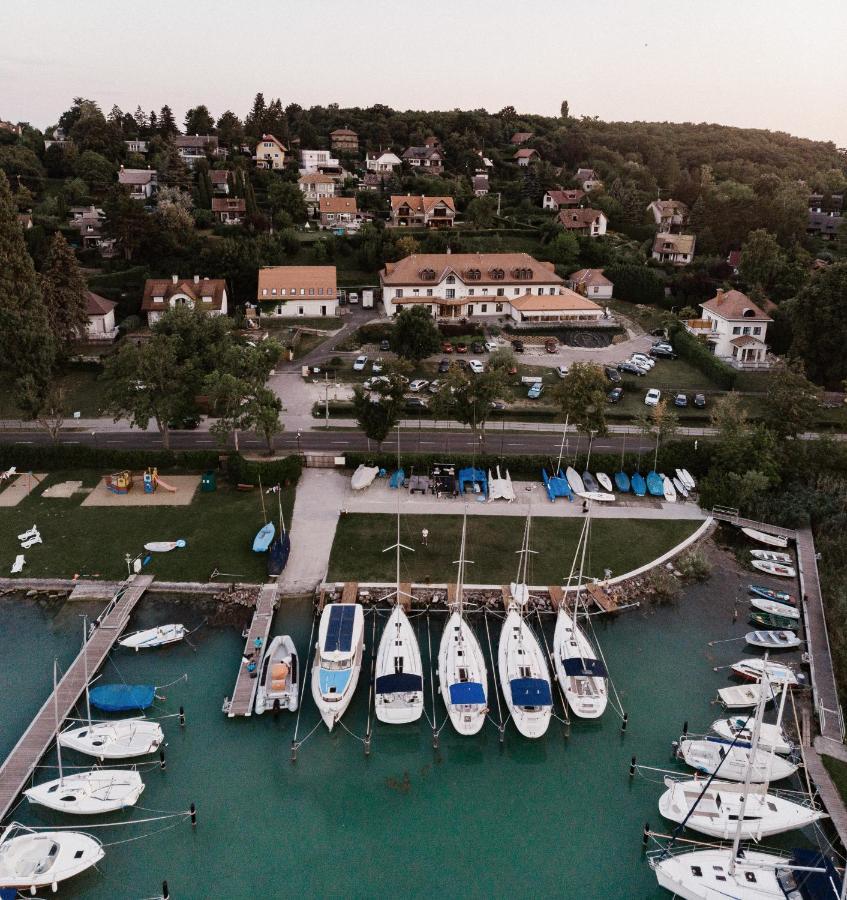 Aquilo Hotel Panorama Tihany Εξωτερικό φωτογραφία