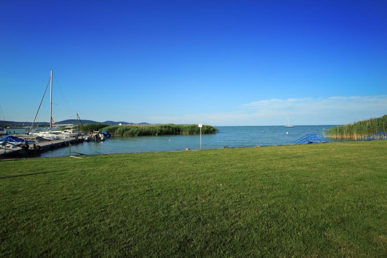 Aquilo Hotel Panorama Tihany Εξωτερικό φωτογραφία